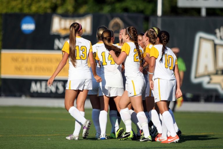 ADELPHI Lady Panthers Look for Another Run at Northeast-10