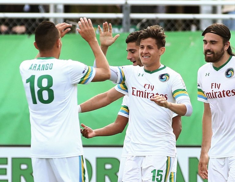 NY Cosmos roll past Rowdies